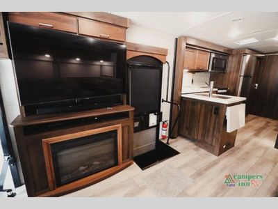 2023 Winnebago Forza - Photo 30