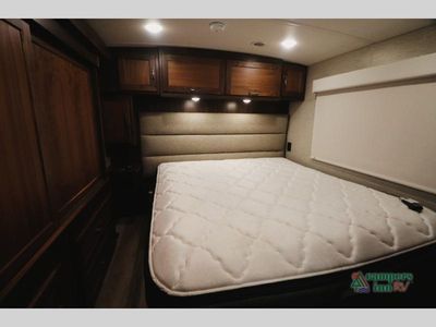 2023 Winnebago Forza - Photo 49