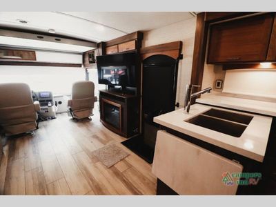 2023 Winnebago Forza - Photo 31