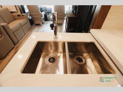 2023 Winnebago Forza - Photo 40