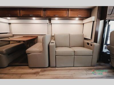 2023 Winnebago Forza - Photo 27