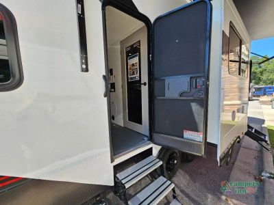2026 Alliance RV Valor All-Access — photo 9 view