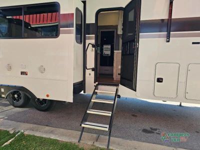 2026 Alliance RV Valor All-Access — photo 10 view