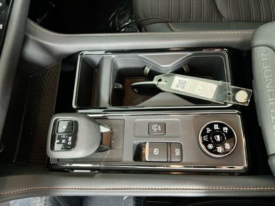 2025 Nissan Pathfinder - Photo 22
