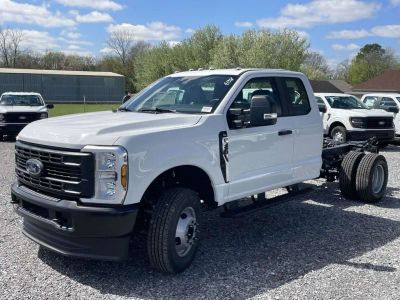 2026 Ford Chassis Cab - Photo 7