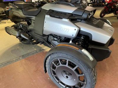 2025 Can-Am Canyon - Photo 9