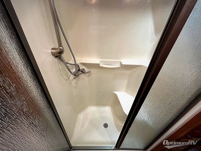 2017 Tiffin Allegro Breeze — photo 17 view