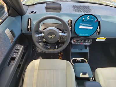 2026 MINI Countryman - Photo 15