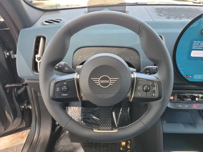 2026 MINI Countryman - Photo 24