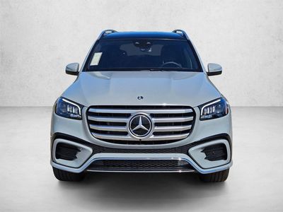 2026 Mercedes-Benz GLS 580 - Photo 2