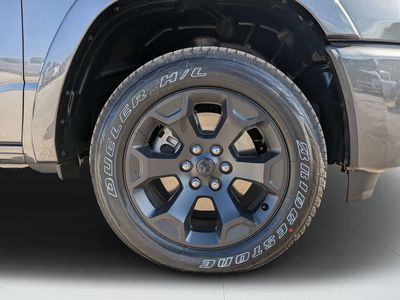 2026 Ram 1500 — photo 10 view