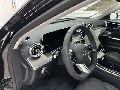 2026 Mercedes-Benz C-Class - Photo 9