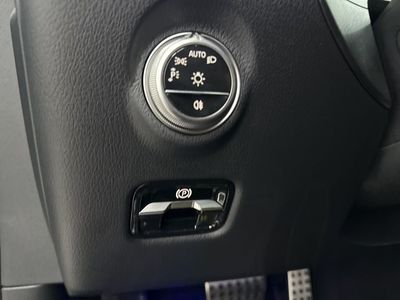 2026 Mercedes-Benz C-Class - Photo 18