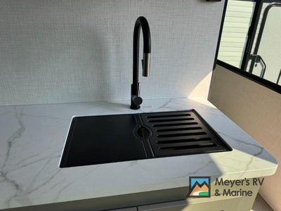 2026 Keystone RV Hideout Max - Photo 11