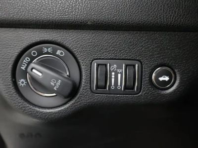 2022 Chrysler 300 - Photo 23