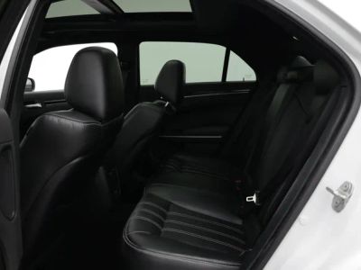 2022 Chrysler 300 - Photo 34