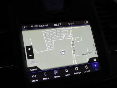 2022 Chrysler 300 - Photo 6