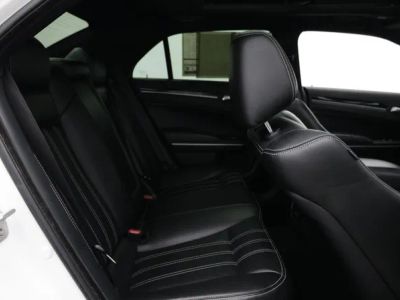 2022 Chrysler 300 - Photo 44