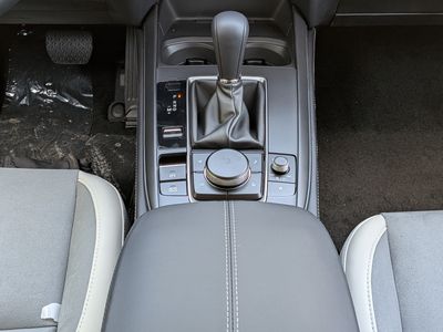 2026 Mazda CX-30 - Photo 18