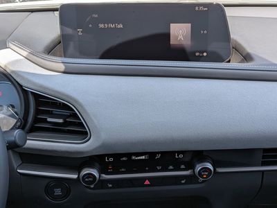2026 Mazda CX-30 - Photo 17