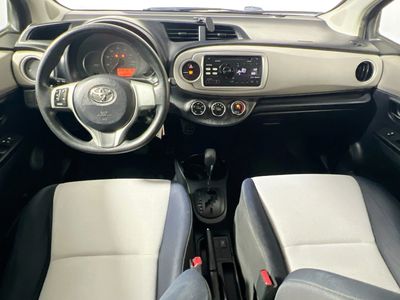2013 Toyota Yaris - Photo 25
