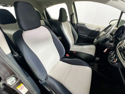 2013 Toyota Yaris - Photo 26
