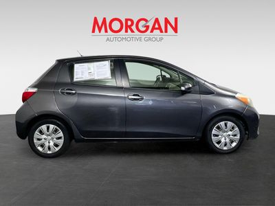 2013 Toyota Yaris - Photo 2