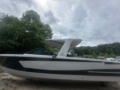 2024 Aviara AV32 - Photo 1