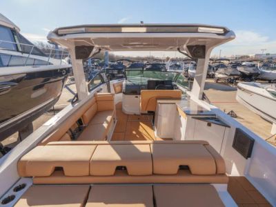 2024 Aviara AV32 - Photo 10