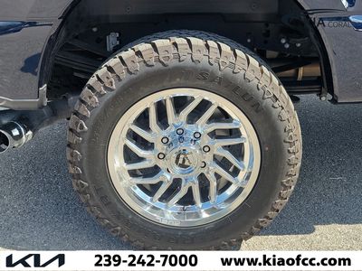 2024 Ford Super Duty F-350 SRW — photo 11 view