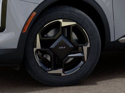 2026 Kia Sportage — photo 9 view