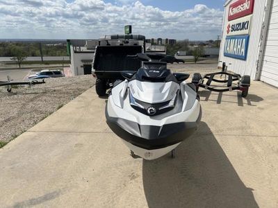 2025 Sea-Doo GTX Limited 325 White Pearl Premium - Photo 2