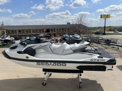 2025 Sea-Doo GTX Limited 325 White Pearl Premium - Photo 8