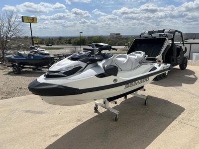 2025 Sea-Doo GTX Limited 325 White Pearl Premium - Photo 3