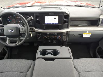 2026 Ford F-250SD — photo 17 view