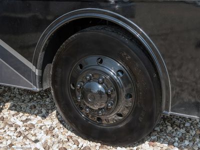 2026 Holiday Rambler Invicta — photo 48 view