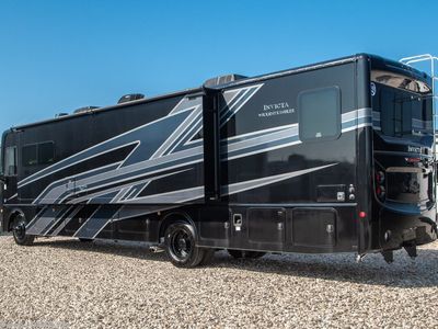 2026 Holiday Rambler Invicta — photo 46 view