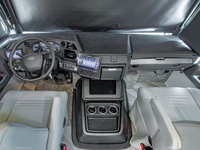 2026 Holiday Rambler Invicta — photo 40 view