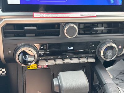 2026 Toyota Tacoma — photo 14 view