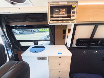 2026 Storyteller Overland DARK MODE — photo 7 view