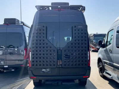 2026 Storyteller Overland DARK MODE — photo 21 view