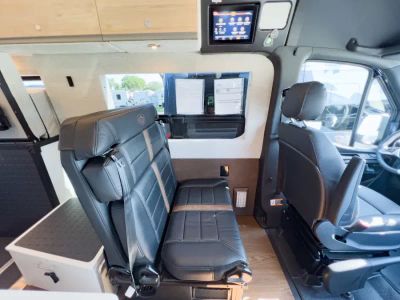 2026 Storyteller Overland DARK MODE — photo 12 view