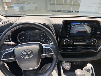 2022 Toyota Highlander XLE - Photo 8