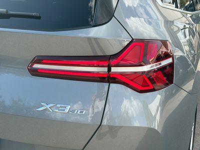 2025 BMW X3 - Photo 11