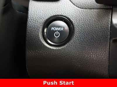2025 Toyota Camry FWD - Photo 16