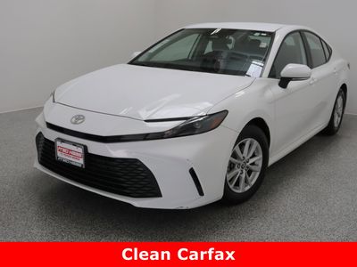 2025 Toyota Camry FWD - Photo 2