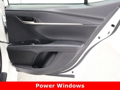 2025 Toyota Camry FWD - Photo 30