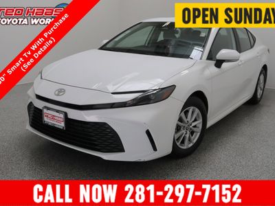 2025 Toyota Camry FWD - Photo 1