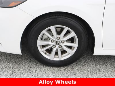 2025 Toyota Camry FWD - Photo 10