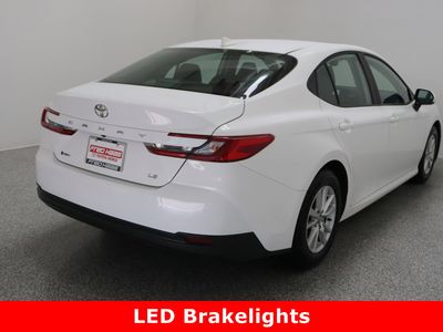 2025 Toyota Camry FWD - Photo 6